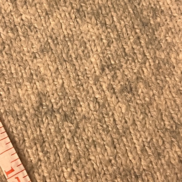 Michael Kors Turtleneck Sweater (M) - Picture 6 of 9